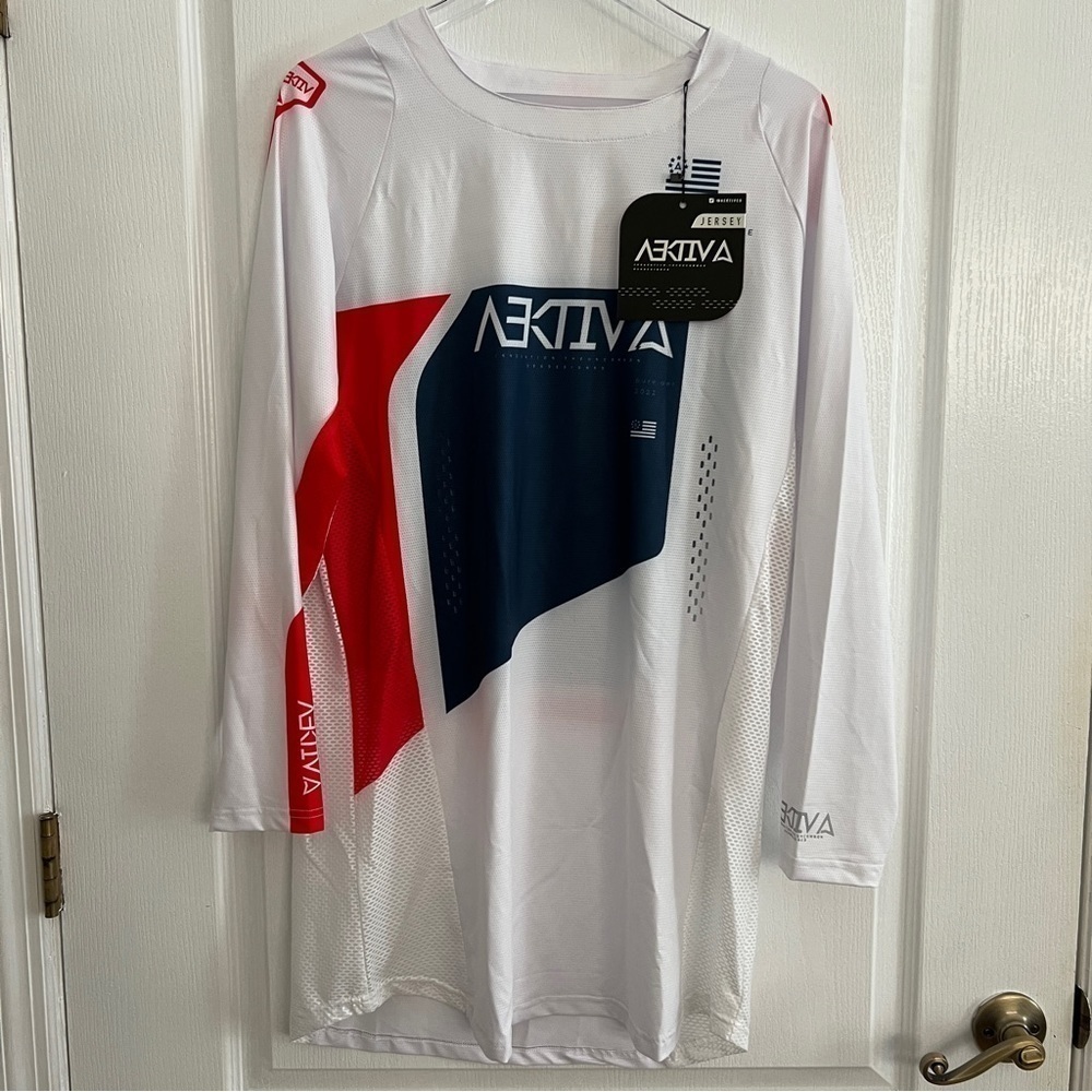 Aektiv Velo Flo Red Riding XXL Jersey NWT Long Sleeve